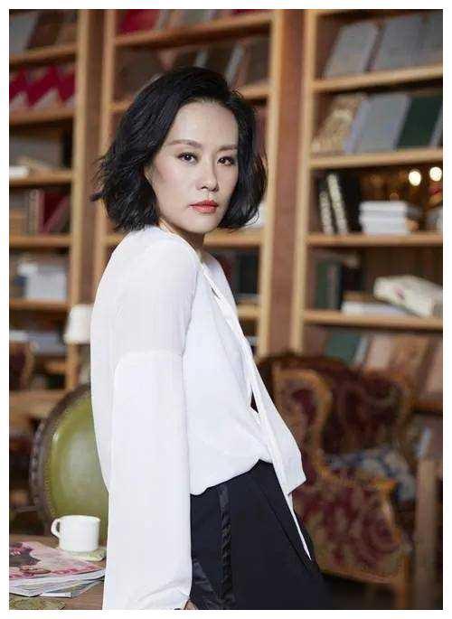 邬君梅生活照图片大全,岁月静好，光影中的优雅人生