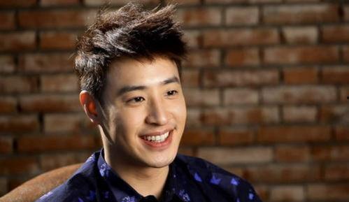 男明星嘴大,揭秘男明星的性感唇型之谜